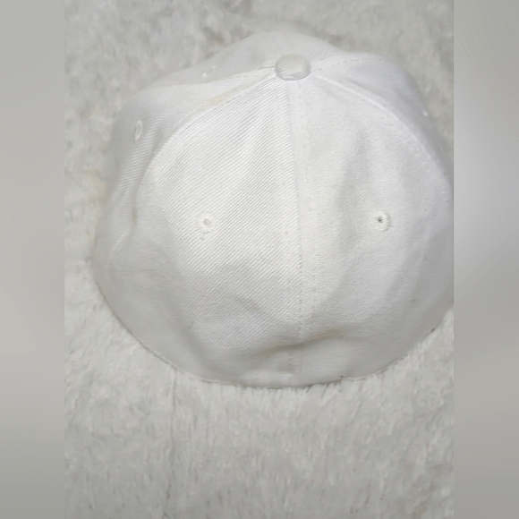 New Without Tags Tapout MMA Fitted Hat, 100% Cotton, One Size - Picture 2 of 3